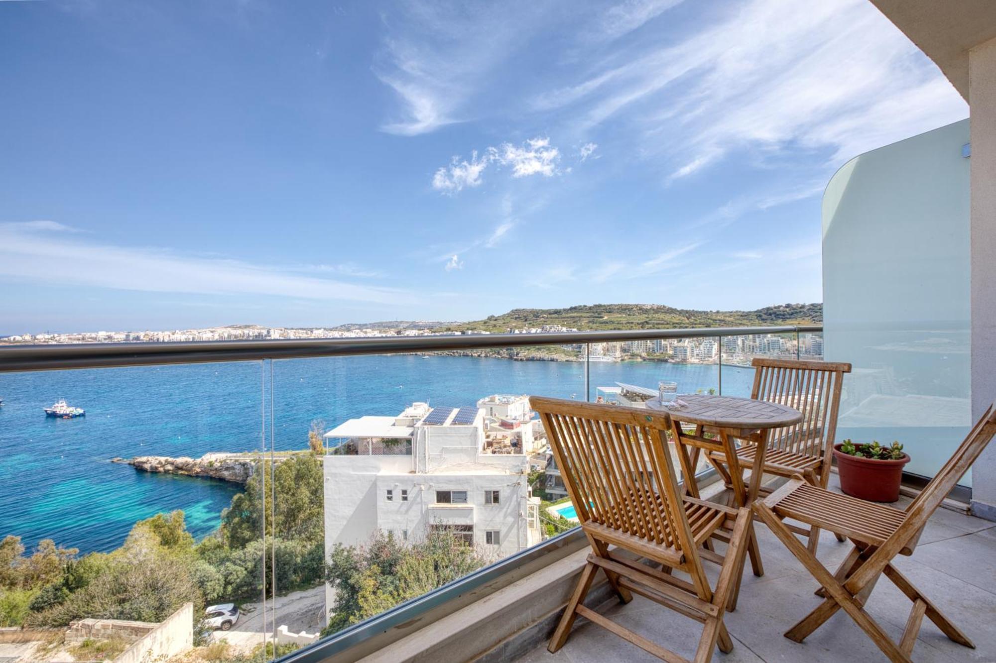 Blu Mar Sea View Apartments Сейнт Полс Бей Екстериор снимка